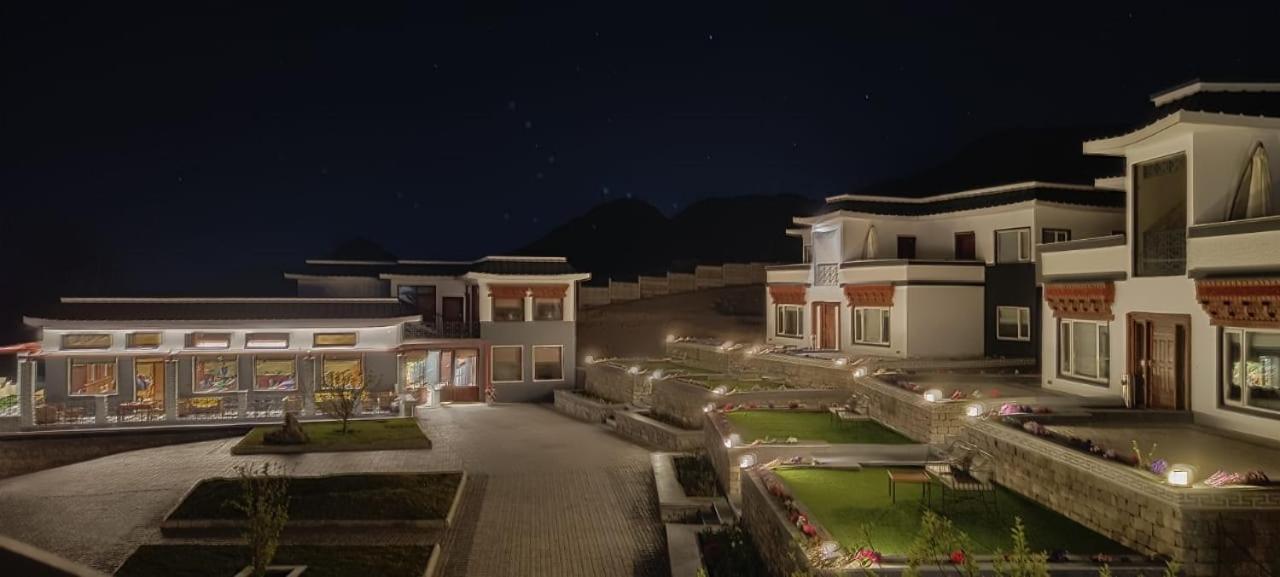 Angkasa Ladakh Resort Leh Esterno foto