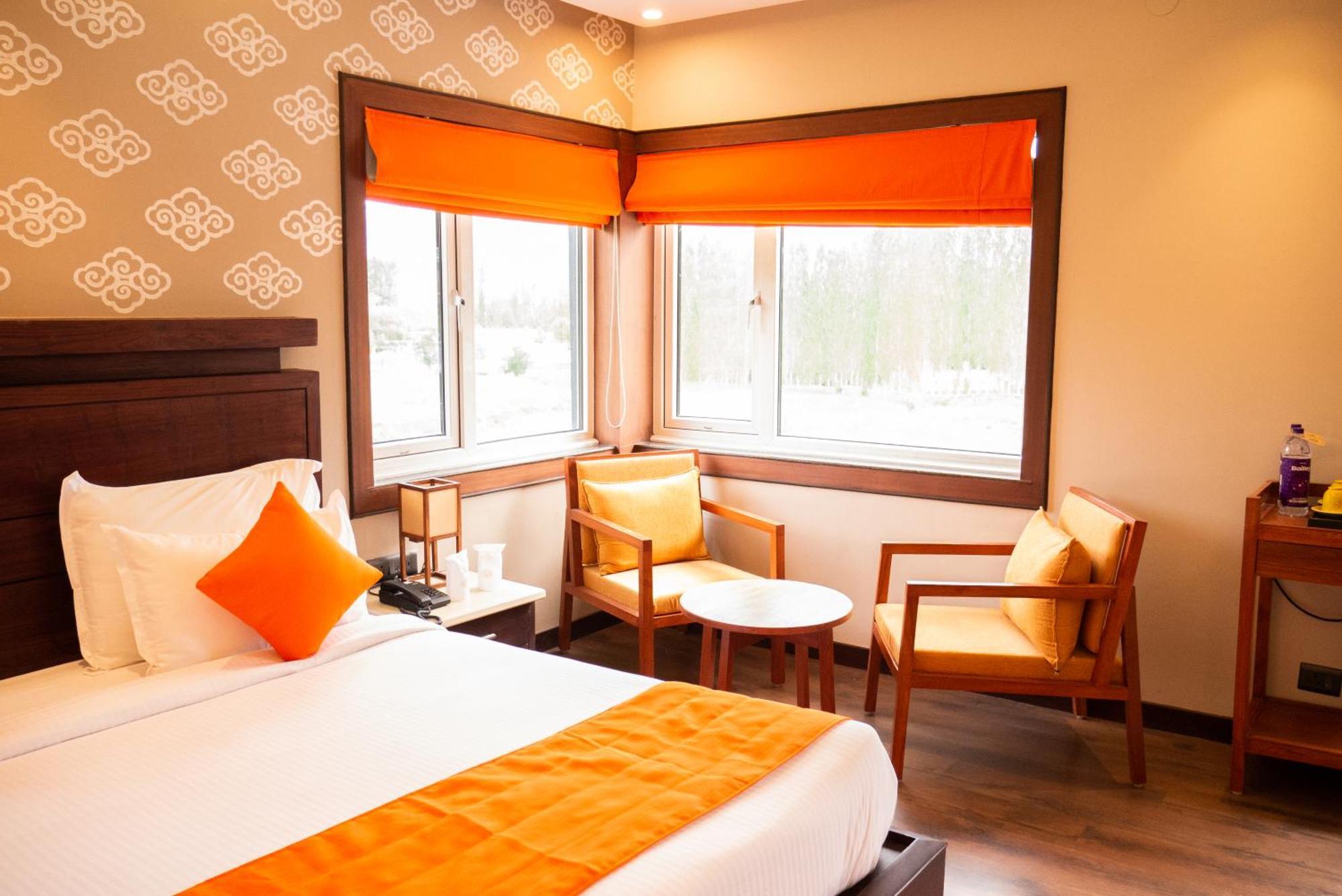 Angkasa Ladakh Resort Leh Esterno foto